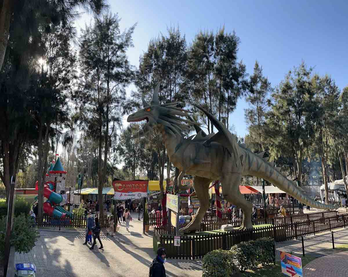 Duelli, draghi volanti, passaggi segreti: Zoomarine inaugura "Camelot", un mondo fantastico con giochi, percorsi e lezioni per diventare un vero cavaliere. 6