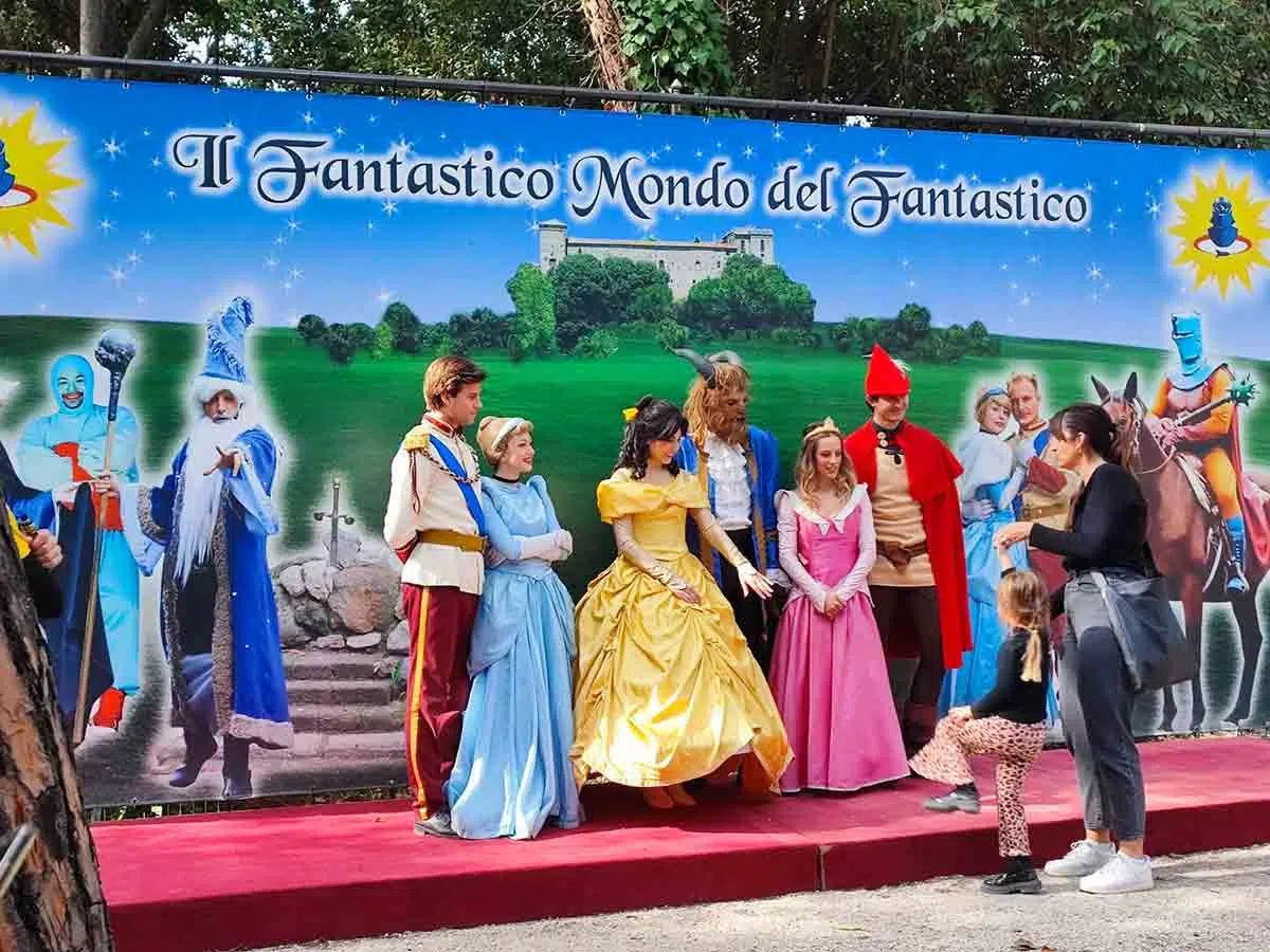 La Guida del Litorale di Roma 78 Festa della mamma al Fantastico Mondo: ingresso gratuito per le mamme in dolce attesa e doni alle mamme per "La mia mamma è la più bella del reame"