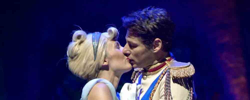 Parte il FantaBaci al Fantastico Mondo di Lunghezza per il World Kiss Day