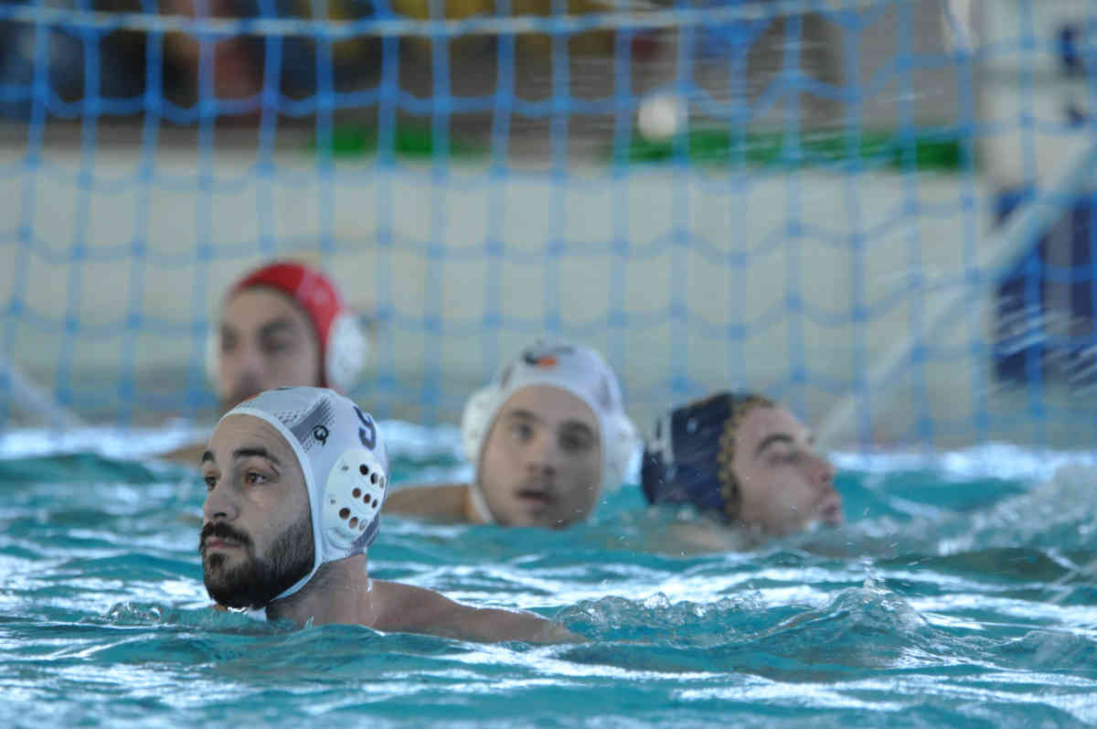 Tris di conferme per il Centro Nuoto Latina: rinnovano Ambrosini, Caponero e Giugliano 3 Tris di conferme per il Centro Nuoto Latina: rinnovano Ambrosini, Caponero e Giugliano