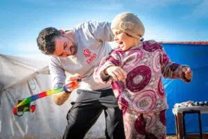 100 Maghi per 100 Ospedali: La Magia Diventa Terapia