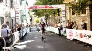 Granfondo La Medievale 2025, sabato e domenica l'appuntamento tricolore