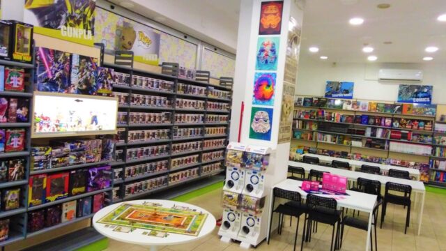 Funside Ostia - Negozio di Fumetti ad Ostia Lido