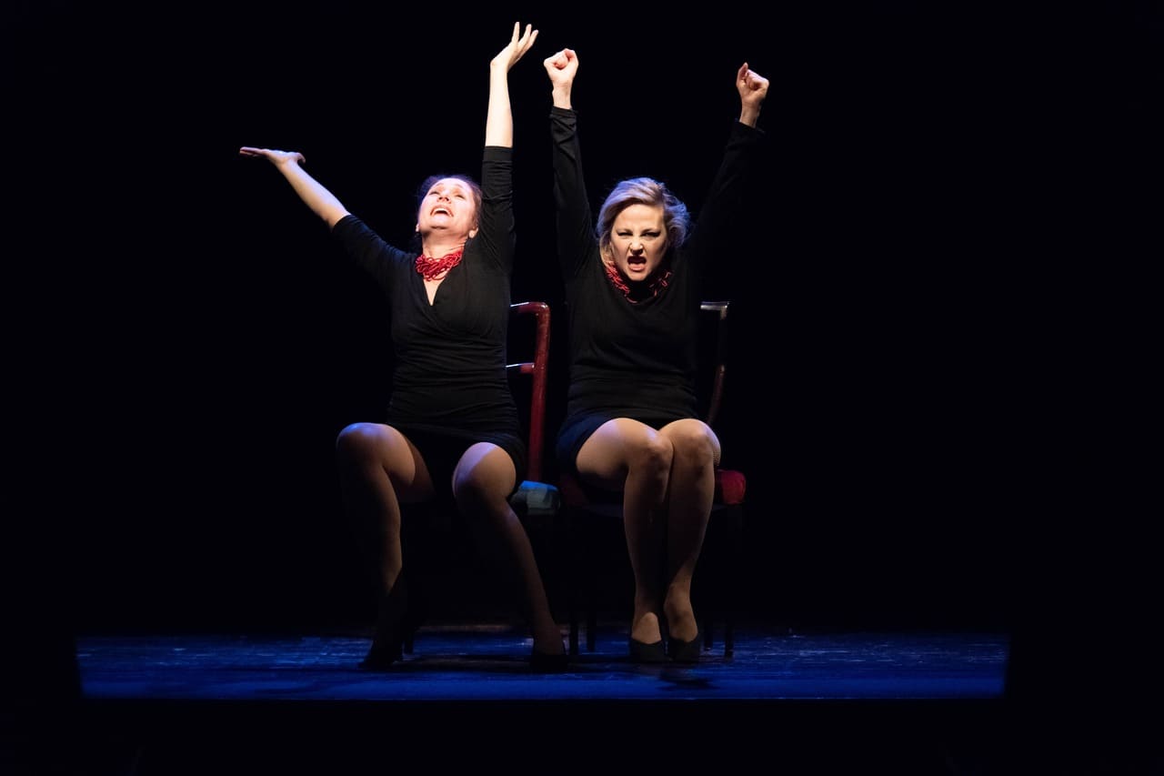 Civico 33 - Monologhi di donne: Emanuela Panatta e Alessandra Fallucchi in una commedia tragicomica