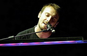 Cesare Cremonini live ad Ostia Antica il 29 Agosto 2009 Cesare Cremonini live ad Ostia Antica il 29 Agosto 2009